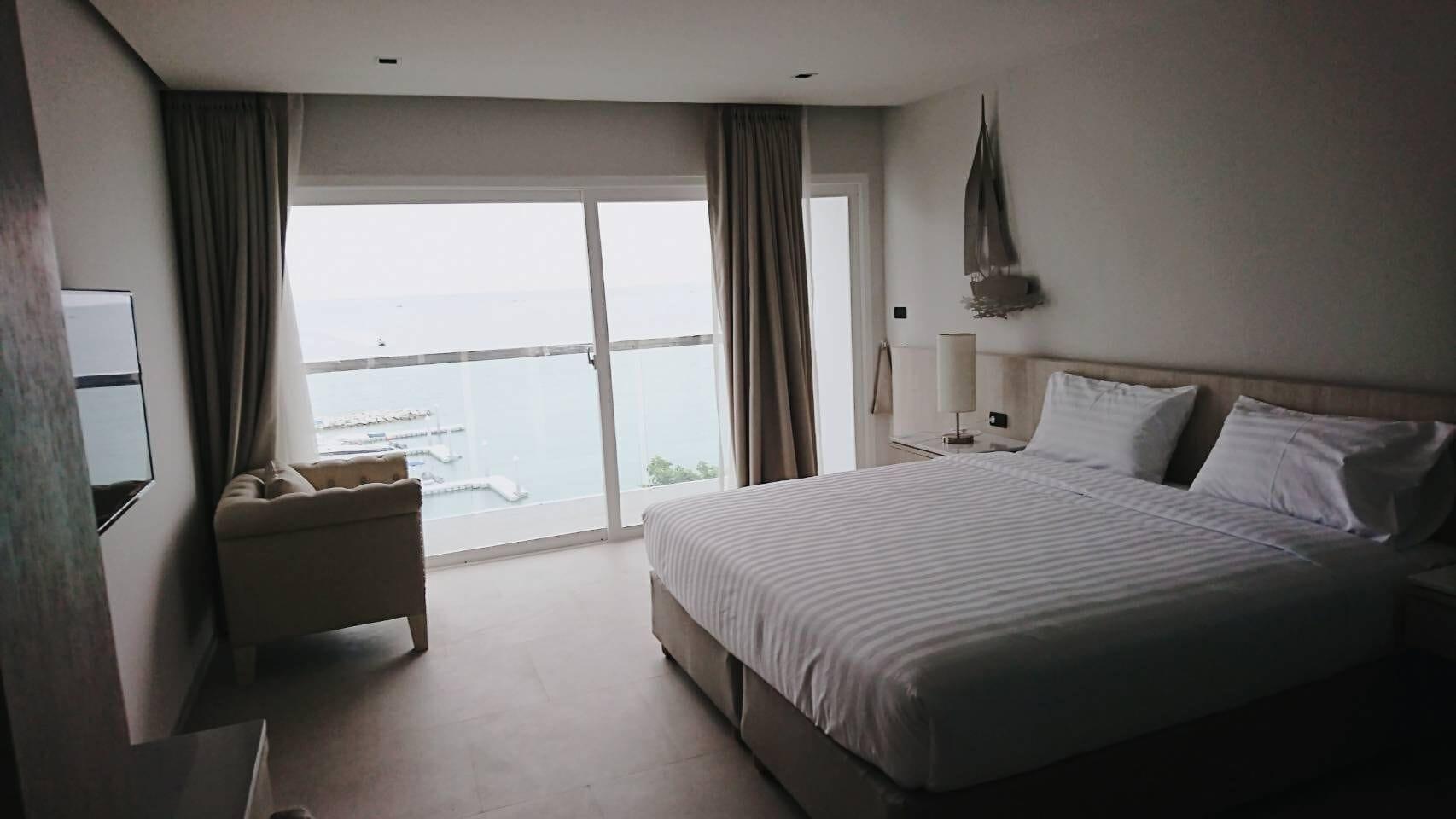 Worita Cove Hotel Наджомтьєн Екстер'єр фото