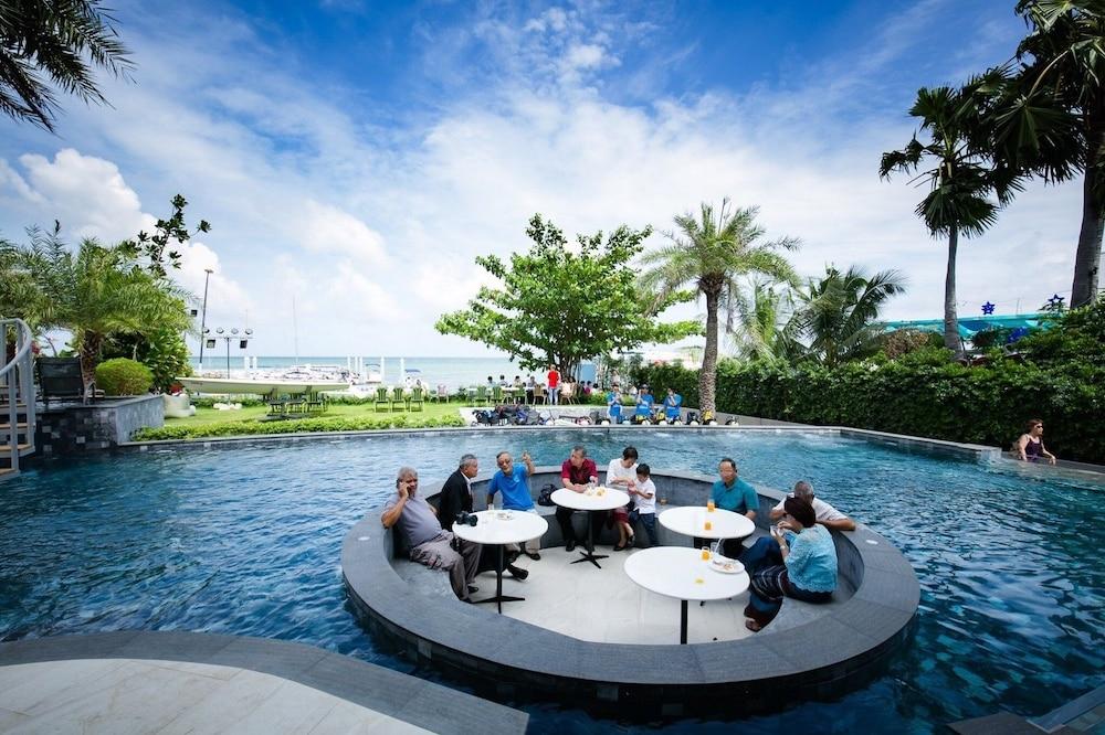 Worita Cove Hotel Наджомтьєн Екстер'єр фото