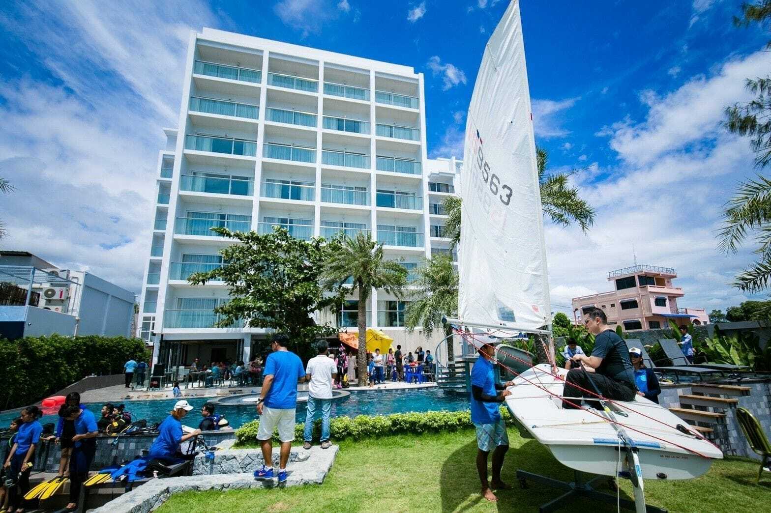 Worita Cove Hotel Наджомтьєн Екстер'єр фото